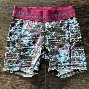 Lululemon Biker Shorts with Pockets